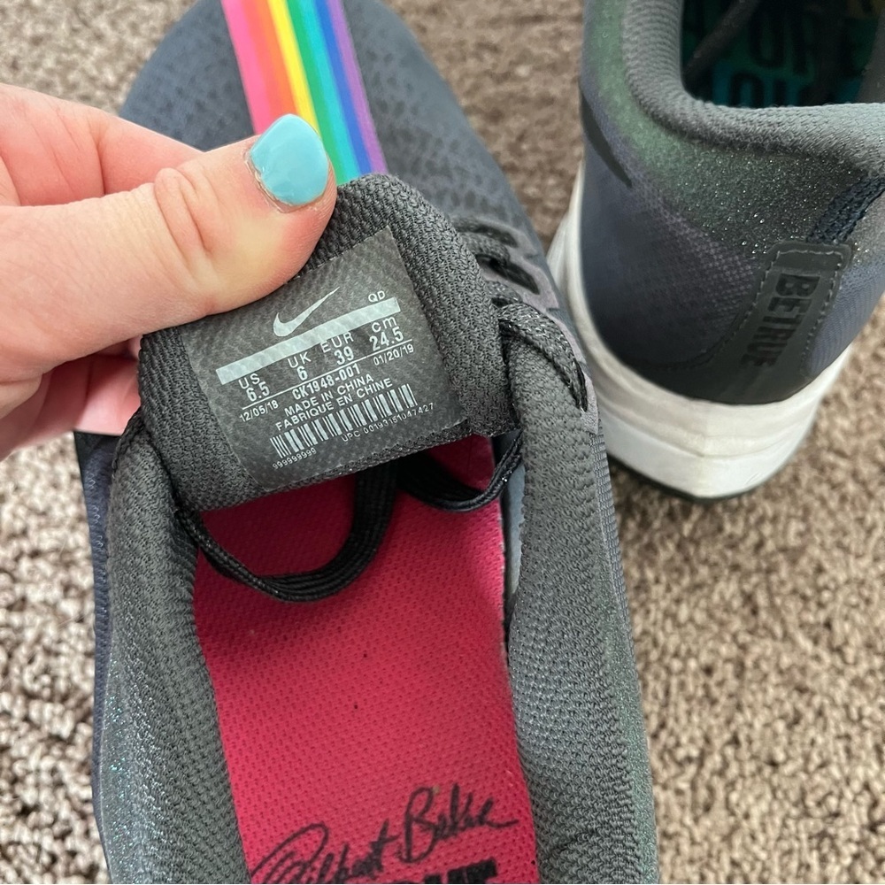 Nike Women's 6.5 Zoom Pegasus Turbo Be True Sneakers. - Picture 10 of 11